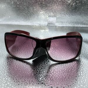 Modo Oversized Sunglasses Women’s Engraved Callout Arms Black Red Italian Design